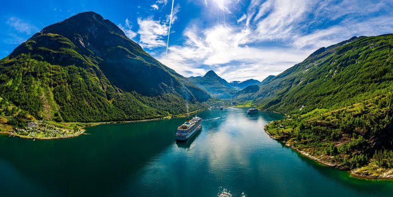 PANORAMA DES FJORDS 2025